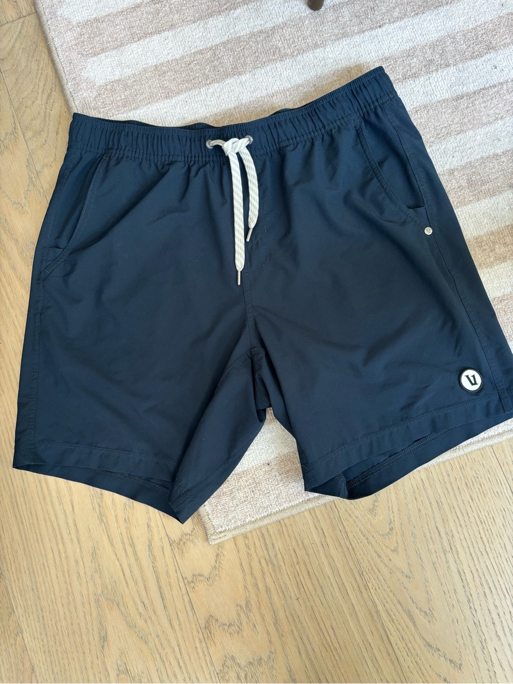 Men’s Vuori Kore Short Lined 7”